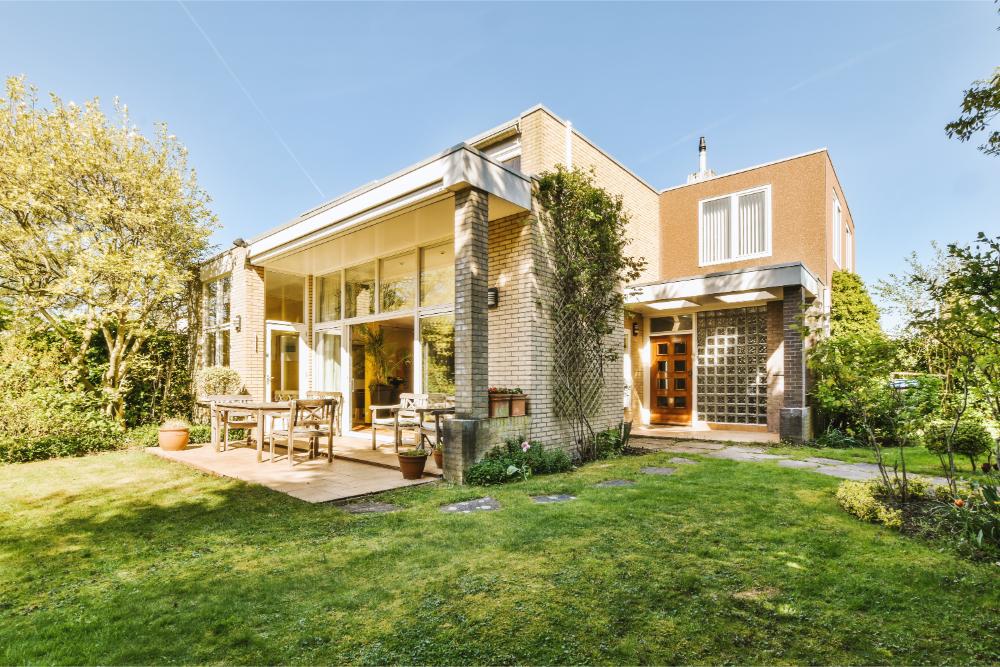 Panorama View Of Brick House L2GMWTA